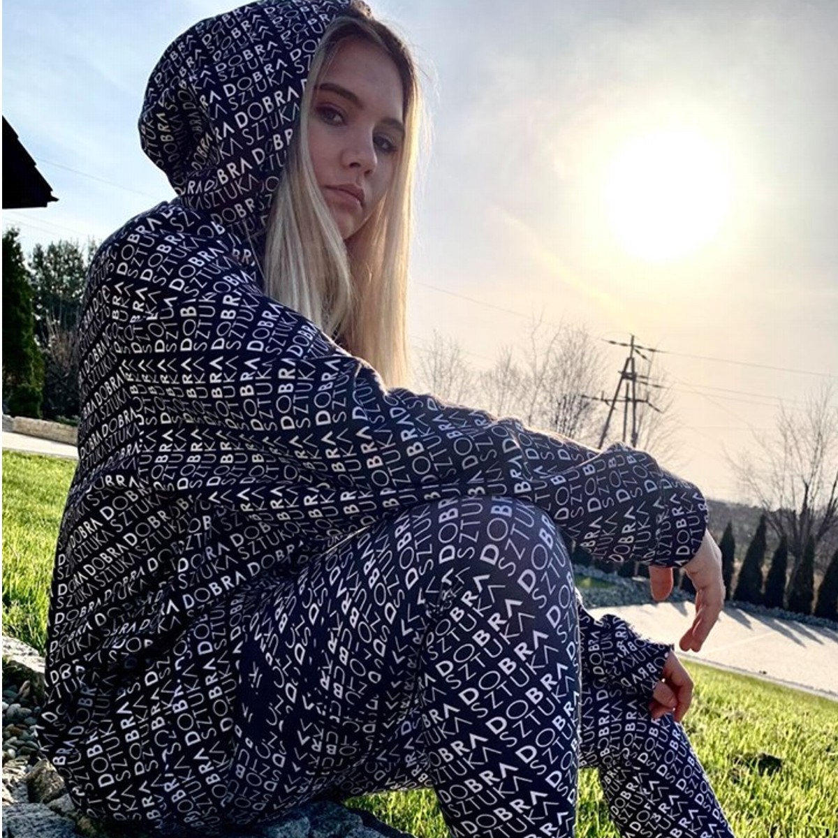 Dres damski dobrasztuka bluza + legginsy (komplet) dobrasztuka.pl logotyp BL